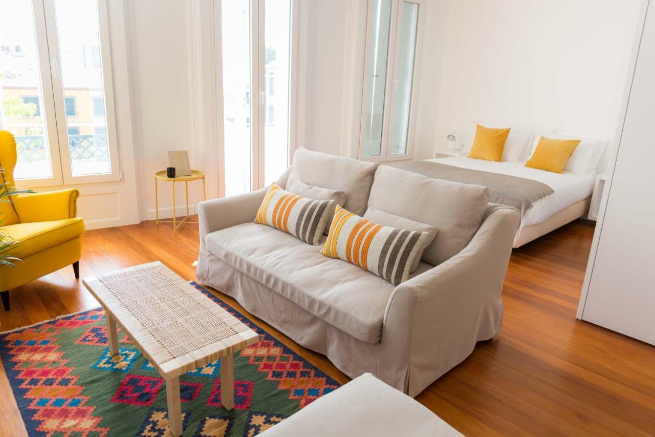 Apartamentos Praca Amarela By Heart Of Funchal Luaran gambar